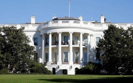 US Needs No Lockdown to Curb Covid-19: White House - JPNN.com English