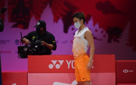 Kento Momota Withdraws from World Tour Finals Due to Back Injury - JPNN.com English