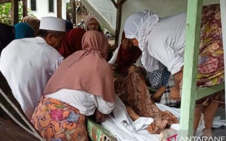 Four West Lombok Residents Die in Flash Flood - JPNN.com English