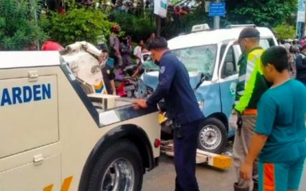 After Deadly Crash at Simpang Rapak, Transport Hours Scrutinized - JPNN.com English