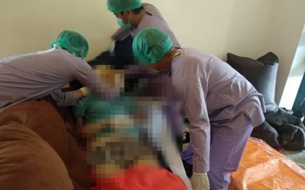 German Man Dies in Front of Two Maids in Mataram - JPNN.com English