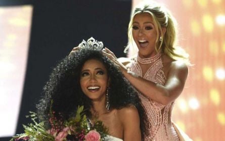 Miss USA 2019 Allegedly Jumps to Her Death from Manhattan Building - JPNN.com English