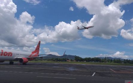 23 Flight Passengers Arriving in Manado Test Positive for Covid-19 - JPNN.com English