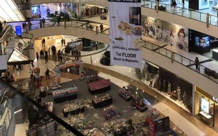 Ceiling at Lippo Mall Kemang Collapses, Five Visitors Injured - JPNN.com English