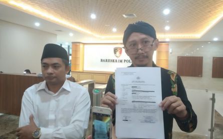 Abu Janda Penuhi Panggilan Polisi soal Pernyataan Mengandung SARA - JPNN.com Jatim