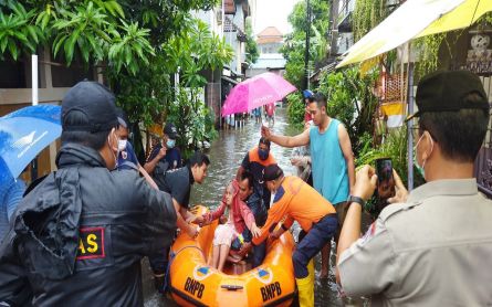 Denpasar dan Badung Banjir Parah, BPBD Klaim Puncak Badai La Nina di Bali - JPNN.com Bali