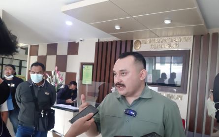 Komnas PA Apresiasi Kajati Jabar Tangani Langsung Kasus Herry Wirawan - JPNN.com Jabar