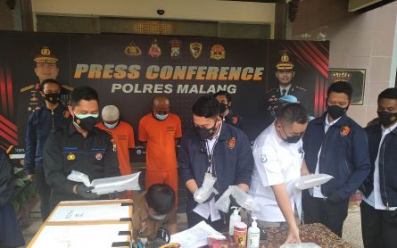 Jual Beli Benur Ilegal, Nelayan dan Rekannya Disergap Polisi Malang - JPNN.com Jatim