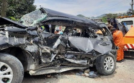 Mengerikan Detik-detik, Truk Tabrak 4 Mobil Di Purwakarta - JPNN.com Jabar