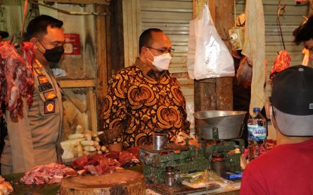 Soal Meroketnya Harga Daging di Pasaran, Atang: Jelang Ramadan Harus Normal - JPNN.com Jabar