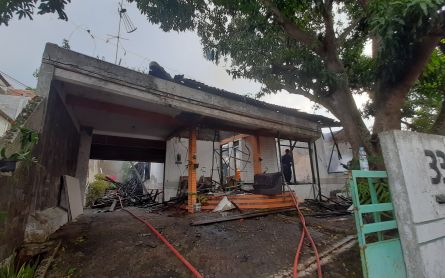 Ditinggal Pemiliknya Pergi Memancing, Rumah di Semarang Ludes Terbakar - JPNN.com Jateng