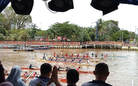 Pemkot Banjarmasin Gelar Festival Jukung Untuk Bangkitkan Pariwisata - JPNN.com Kalsel