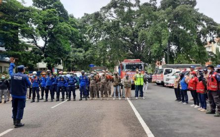 60 Anggota Tim Depok Peduli Gempa Cianjur Dikirim IBH Ke Lokasi Bencana - JPNN.com Jabar