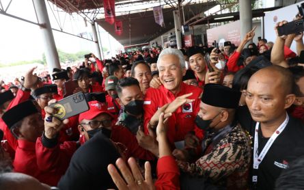 Teriakan Ganjar Presiden Menggema di HUT ke-50 PDI Perjuangan - JPNN.com Jateng