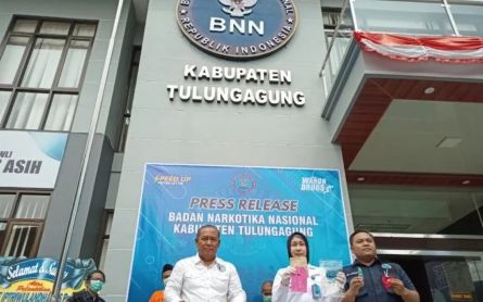 3 Pengedar Sabu-Sabu di Wilayah Timur Diringkus BNN Tulungagung - JPNN.com Jatim