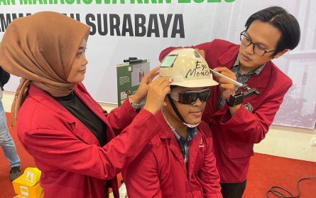 Ribuan Mahasiswa UMSurabaya Bawa 13 Produk Inovasi Untuk KKN di Sejumlah Daerah - JPNN.com Jatim