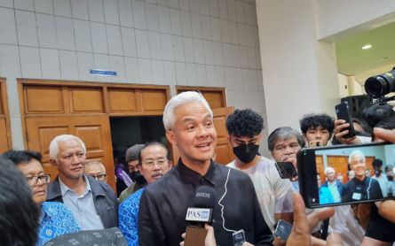 Ganjar Pranowo Bocorkan Opsi Nama Bacawapres, Ada dari Suku Sunda - JPNN.com Jabar