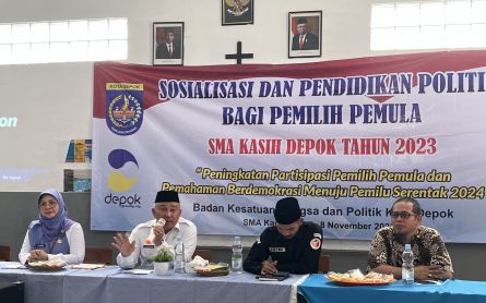 Tingkatkan Minat Pemilih Pemula, Pemkot Depok Berikan Pendidikan Politik Kepada Para Siswa - JPNN.com Jabar