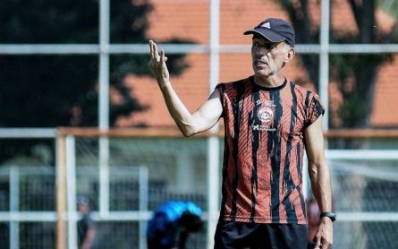 Arema FC Berjanji Tahun Depan Lebih Baik, 'Singa di Malang Tetap Ada' - JPNN.com Jatim