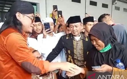 Pemilik Gudang Ikut Diperiksa Buntut Viral Gus Miftah Bagi-Bagi Uang - JPNN.com Jatim
