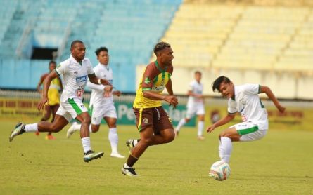 Ditekuk Gresik United, Persewar Gagal Tembus Semifinal Liga 2 - JPNN.com Jatim