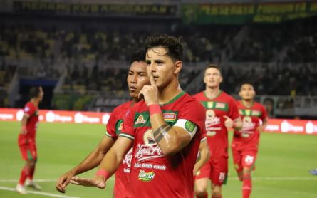 Persebaya Kebobolan di Menit Awal, Bruno Moreira Jadi Penyelamat Saat Lawan Barito - JPNN.com Jatim