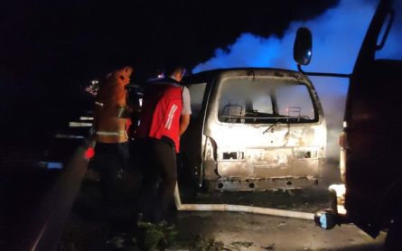 Mobil Terbakar di Tol Trans Sumatera Misterius, Begini Penjelasan Dinas Damkar - JPNN.com Lampung