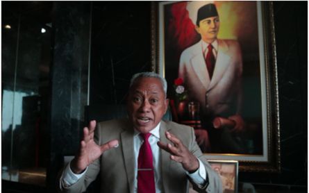 Komarudin Watubun: Penegakan Disiplin Berlaku Bagi Semua Anggota Partai - JPNN.com Papua