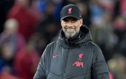 Juergen Klopp Tersenyum di Liga Champions setelah Lama Ditekan Pendukung The Reds - JPNN.com Sumbar