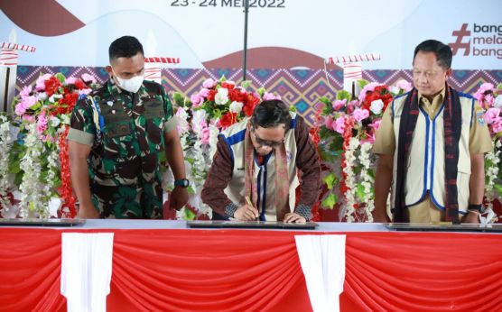 Tito Karnavian Bersama Mahfud MD Canangkan Gerbangdutas 2022 di Kepulauan Talaud - JPNN.com