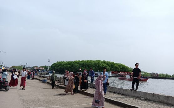 Pantai Gopek, Wisata Paling Murah di Serang Banten - JPNN.com Banten