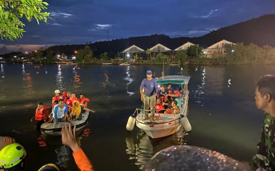 Basarnas Kendari Temukan Fatin Terapung di Sungai Malili - JPNN.com Sultra