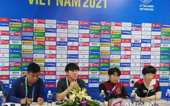 Timnas U-23 Indonesia Gagal ke Final SEA Games, Iwan Bule: Posisi Shin Tae Yong Aman - JPNN.com Jatim