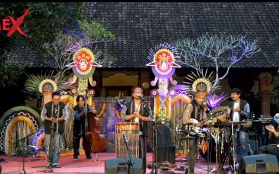 Memprihatinkan, Musik Tradisional Suku Sasak Cilokaq Nyaris Punah - JPNN.com Jatim
