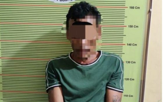 Langkah Si Lincah Pengedar Narkoba Akhirnya Dihentikan Polres Padang Panjang - JPNN.com Jatim