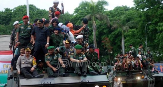 Peringati Hari Juang Kartika, TNI Hadirkan Alutsista di Cilegon - JPNN.com