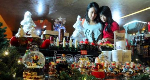 Natal Kian Dekat, Masyarakat yang Merayakan Mulai Bersiap - JPNN.com