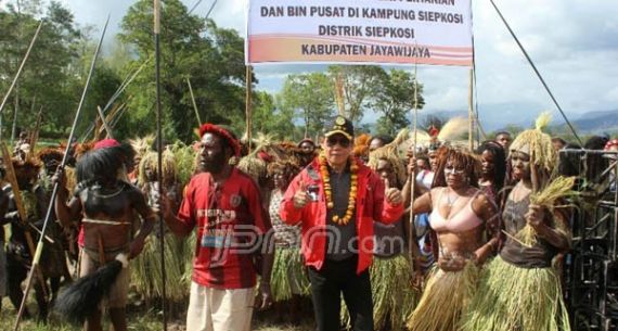 Kepala BIN Lakukan Kunjungan ke Papua - JPNN.com