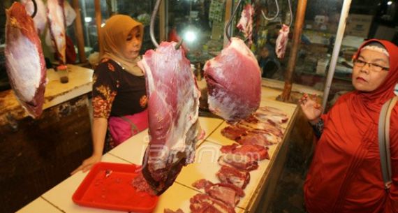 Meski BBM Turun, Harga Daging Sapi Tetap Tinggi - JPNN.com