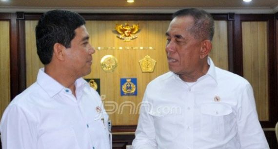 Menteri Yuddy dan Menhan Ryamizard Ryacudu Lakukan Pertemuan - JPNN.com