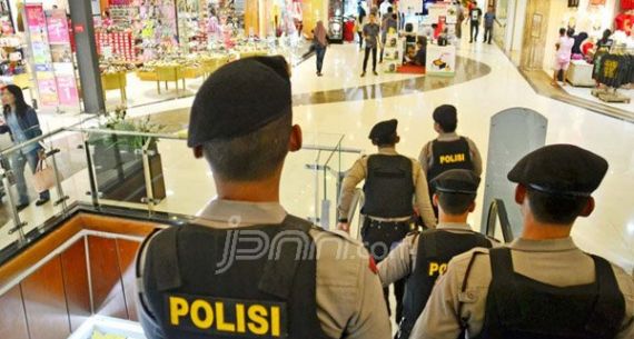 Pasca Teror Bom Jakarta, Kepolisian di Seluruh Indonesia Bersiaga - JPNN.com