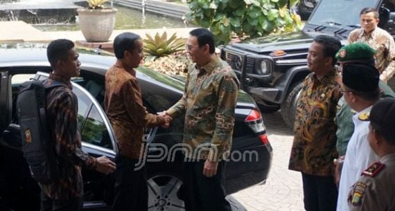 Presiden Joko Widodo Kunjungi Balai kota DKI Jakarta - JPNN.com