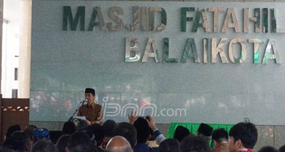 Presiden Jokowi Resmikan Masjid Fatahilah Balai Kota DKI - JPNN.com