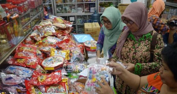 Mendekati Hari Raya Imlek, BBPOM Sidak Pasar Atom Surabaya - JPNN.com