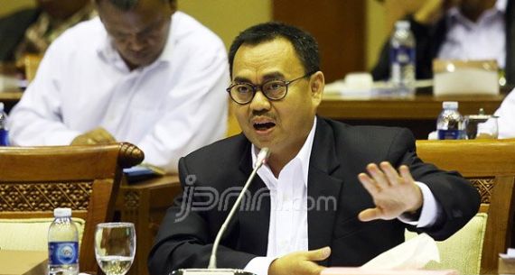 Komisi VI DPR Gelar Raker Bersama Menteri ESDM Sudirman Said - JPNN.com