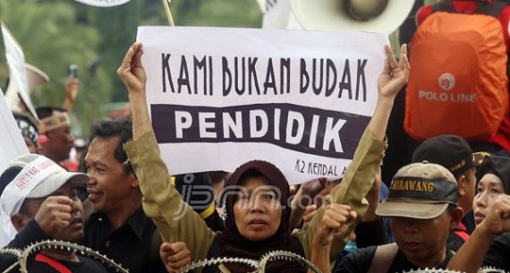 Honorer K2: Pak Presiden, Tolong Angkat Kami! - JPNN.com