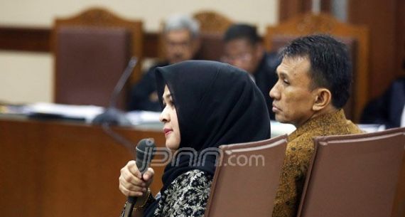 Gatot Pujo Nugroho dan Istri Jalani Sidang Pemeriksaan - JPNN.com