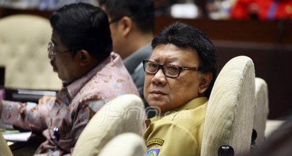 Mendagri Tjahjo Kumolo Raker Bersama Komisi II DPR - JPNN.com