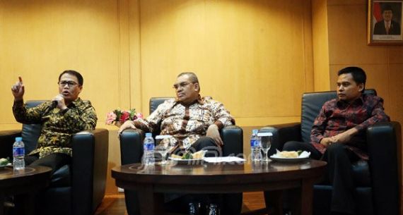 DIALOG: Dibangkitkannya Kembali GBHN Sebagai Landasan Pembangunan Jangka Panjang - JPNN.com