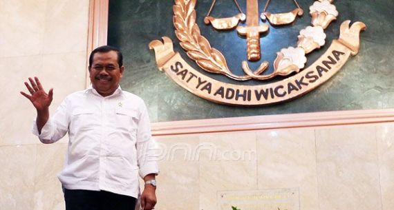 Jaksa Agung Prasetyo Kesampingkan Kasus AS dan BW - JPNN.com